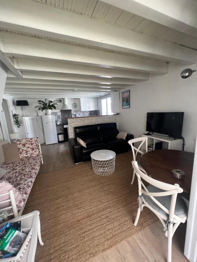 Petite Maison Cosy Avec Exterieur